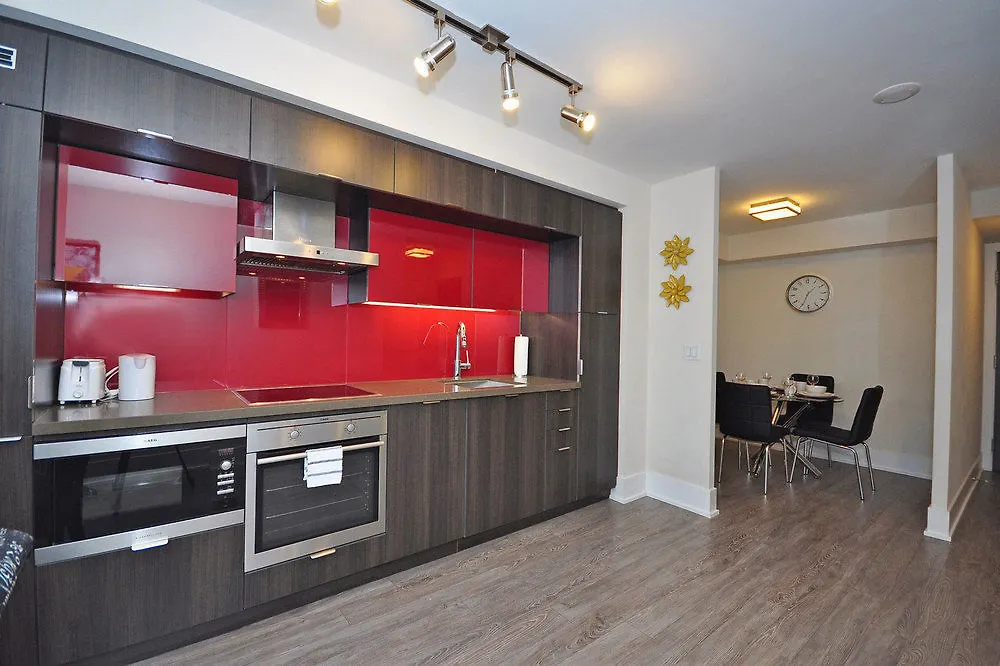 Whitehall Suites - Front Street West Toronto