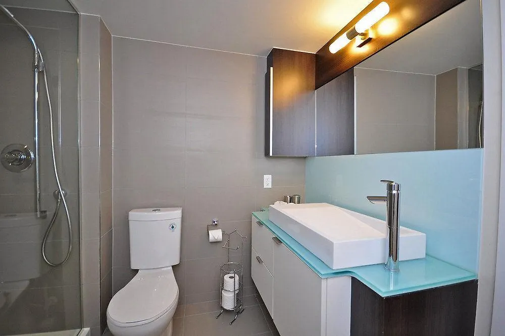 Whitehall Suites - Front Street West Toronto Canada