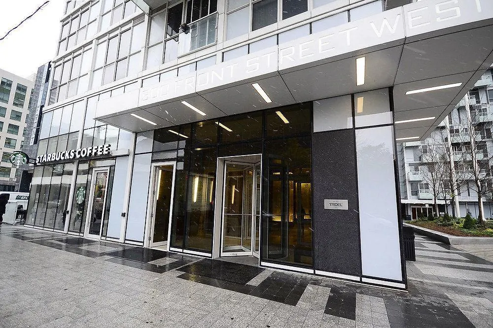 Whitehall Suites - Front Street West Toronto Apartment